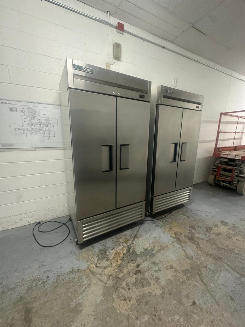 Used True T-35F-HC 40" Wide Double Solid Door Reach-In Freezer(Manufactured in 2021 )